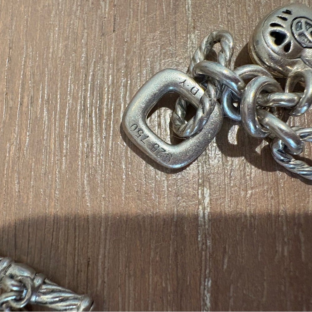 David Yurman Silver and Gold Heart Charm Bracelet - Picture 4 of 4